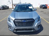 SUBARU FORESTER LIMITED JF2SKAPC3PH519999 снимка