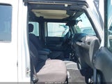 JEEP WRANGLER UNLIMITED SPORT 4X4 1C4BJWDG4HL549310 снимка