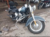 HARLEY-DAVIDSON FLSTC HERITAGE SOFTAIL CLASSIC 1HD1BWV11FB018571 снимка