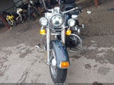 HARLEY-DAVIDSON FLSTC HERITAGE SOFTAIL CLASSIC 1HD1BWV11FB018571 снимка