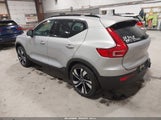 VOLVO XC40 B5 PLUS DARK THEME YV4L12UL0R2366601 снимка