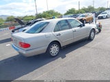 MERCEDES-BENZ E 320 WDBJF55F6VA401520 снимка