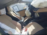 TOYOTA RAV4 XLE 2T3RFREV8HW647946 снимка