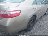 TOYOTA CAMRY LE 4T1BE46K17U665272 снимка