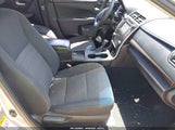 TOYOTA CAMRY LE 4T1BF1FK6FU068970 снимка