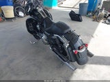 HARLEY-DAVIDSON FLHX 1HD1KBC1XKB658994 снимка
