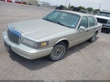 LINCOLN TOWN CAR EXECUTIVE 1LNLM81W4VY730193 photo