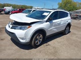 TOYOTA RAV4 XLE 2T3RFREV9FW251649 снимка