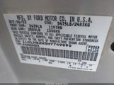 LINCOLN TOWN CAR SIGNATURE 1LNLM82W3NY749090 photo