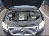 VOLKSWAGEN PASSAT KOMFORT WVWAK73C58P053955 photo