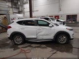 HYUNDAI TUCSON SE KM8J3CA43HU409818 снимка