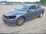 VOLKSWAGEN PASSAT 1.8T S 1VWAT7A38HC043814 снимка