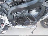 SUZUKI GSX-R750 JS1GR7KA472109864 снимка