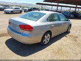 VOLKSWAGEN PASSAT 2.5L SE 1VWBH7A32CC026893 снимка