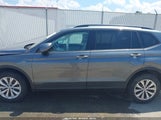 VOLKSWAGEN TIGUAN 2.0T S 3VV0B7AX2JM124284 fotografie