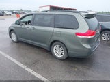 TOYOTA SIENNA XLE V6 5TDYK3DC7BS041020 снимка