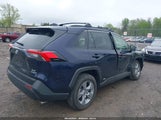 TOYOTA RAV4 HYBRID XLE JTMRWRFV7RD247244 fotografie