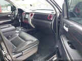 TOYOTA TUNDRA TRD PRO 5.7L V8 5TFDY5F19KX833684 снимка