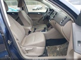 VOLKSWAGEN TIGUAN S WVGBV7AX3BW511017 снимка