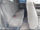 CHEVROLET SILVERADO 1500 LS 2GCEK19T431121528 снимка