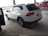 VOLKSWAGEN TIGUAN 2.0T S 3VV1B7AX1LM110352 снимка