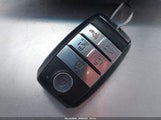 KIA SEDONA LX KNDMB5C15J6376317 photo