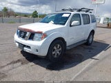NISSAN PATHFINDER SE OFF-ROAD 5N1AR18W85C738865 photo