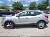 NISSAN ROGUE SPORT SV JN1BJ1CR4HW119221 photo
