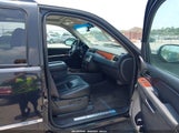 CHEVROLET TAHOE C1500 LTZ 1GNSCCE03BR110475 снимка