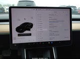 TESLA MODEL 3 STANDARD RANGE PLUS REAR-WHEEL DRIVE/STANDARD RANGE REAR-WHEEL DRIVE 5YJ3E1EA5LF606342 fotografie