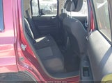 Jeep Patriot Latitude 1C4NJPFB0GD584388 снимка