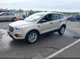 FORD ESCAPE S 1FMCU0F73HUC49687 fotografie