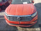 VOLKSWAGEN JETTA 1.4T R-LINE/1.4T S/1.4T SE 3VWC57BU5KM141943 снимка
