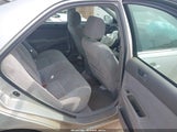 TOYOTA CAMRY LE 4T1BE32KX3U144402 снимка