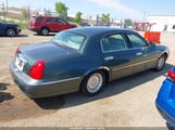 LINCOLN TOWN CAR EXECUTIVE 1LNHM81W4YY847251 снимка