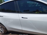TESLA MODEL Y AWD/LONG RANGE DUAL MOTOR ALL-WHEEL DRIVE 7SAYGDEE7PF598614 снимка