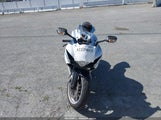 SUZUKI GSX-R600 JS1GN7FA9J2100543 снимка