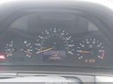 MERCEDES-BENZ E 430 WDBJF70JX1B281328 снимка