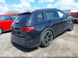 VOLKSWAGEN TIGUAN 2.0T SE R-LINE BLACK 3VV8B7AX1PM031316 fotografie