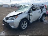TOYOTA RAV4 XLE JTMWFREV3D5011617 снимка