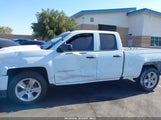 Chevrolet Silverado  Custom 1GCRCPEC0JZ322290 снимка