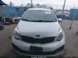 KIA RIO LX KNADM4A39E6335975 снимка