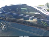 TOYOTA RAV4 LE JTMZFREV3HJ712555 снимка