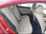 HYUNDAI ELANTRA SE 5NPD74LF2JH353610 снимка