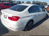 BMW 320I WBA8A9C5XJAH12345 fotografie