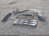 GMC SIERRA 1500 4WD SHORT BOX SLE 1GTUUBED1RZ120282 photo