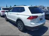VOLKSWAGEN TIGUAN 3VV3B7AXXJM188683 снимка