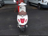 VESPA PRIMAVERA 50 4V IE ZAPC536B1J5103441 fotografie