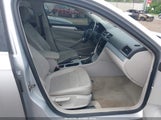 VOLKSWAGEN PASSAT 2.5L SE 1VWBP7A3XDC148910 снимка