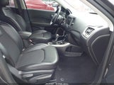 JEEP COMPASS LATITUDE 4X4 3C4NJDBB9LT129693 fotografie